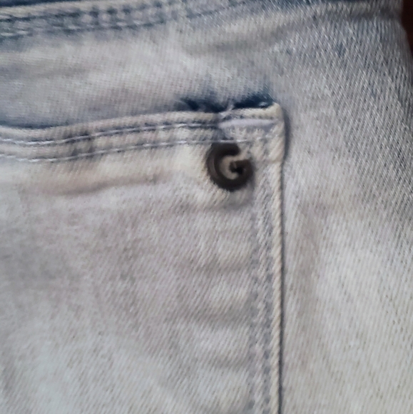 Guess Jean Shorts Side Zippers Acid Wash Size 25 - Picture 4 of 6